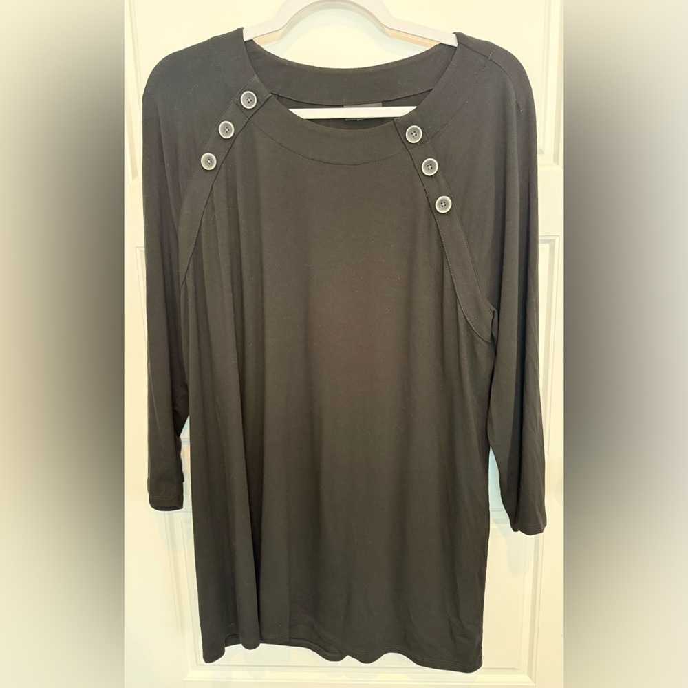 J.Jill Woman’s Size Large READ black Tunic Buttons Wearever Top Shirt